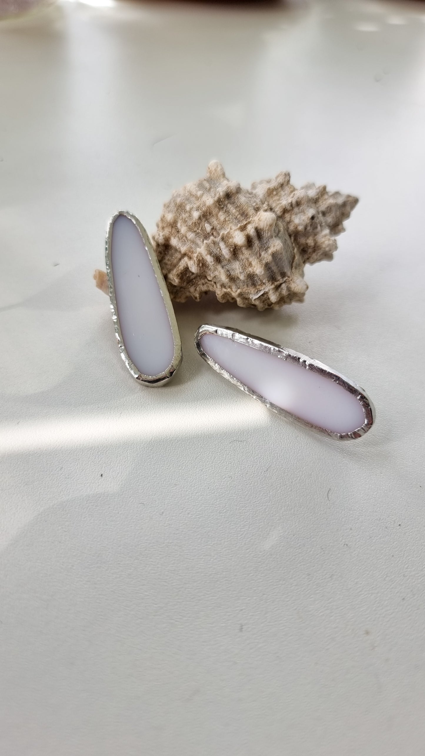 Oval earrings