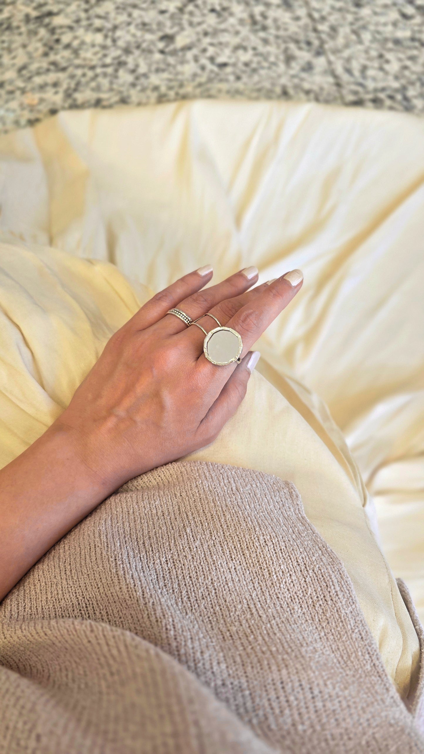 Mirror circle rings