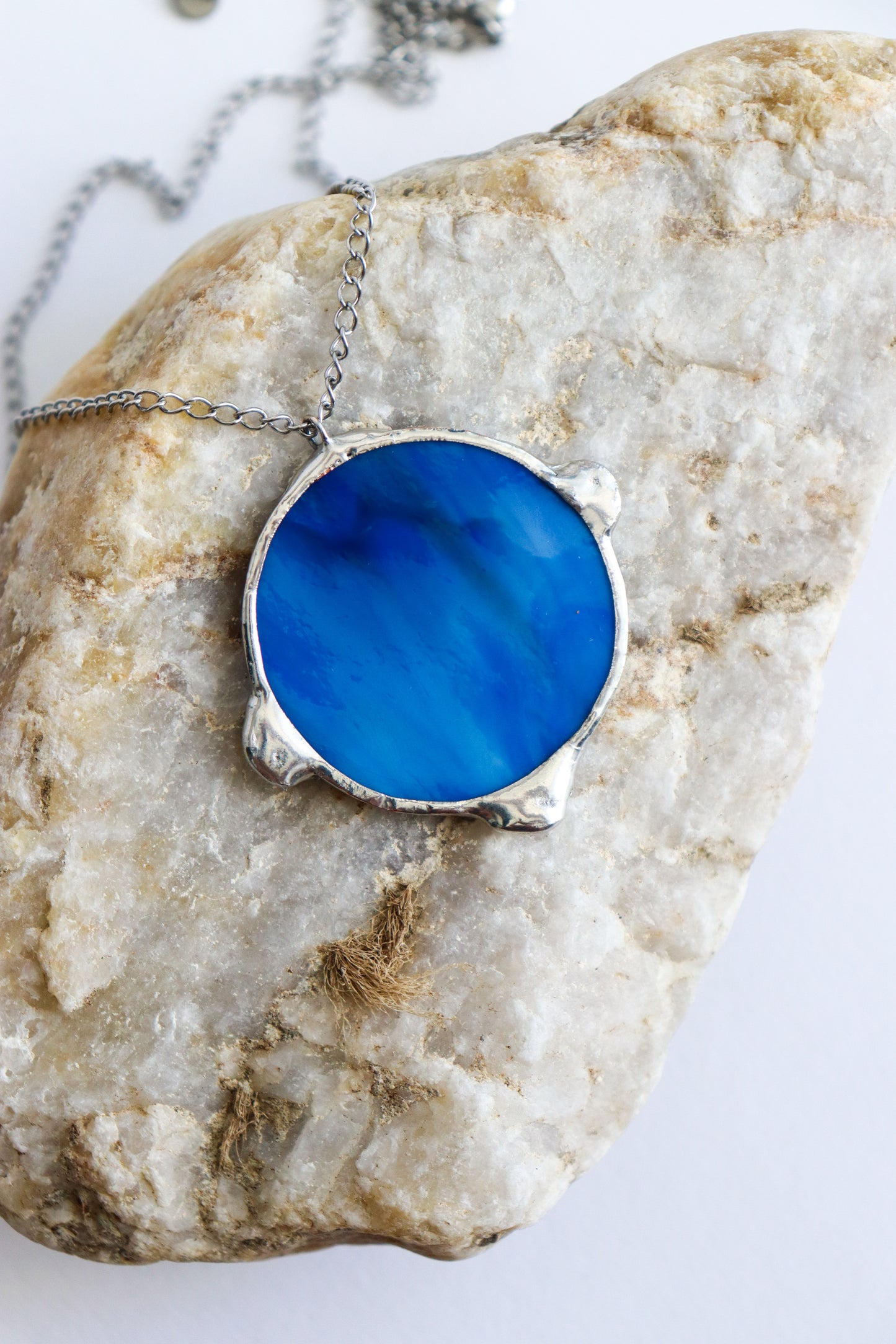 Cobalt blue circle necklace