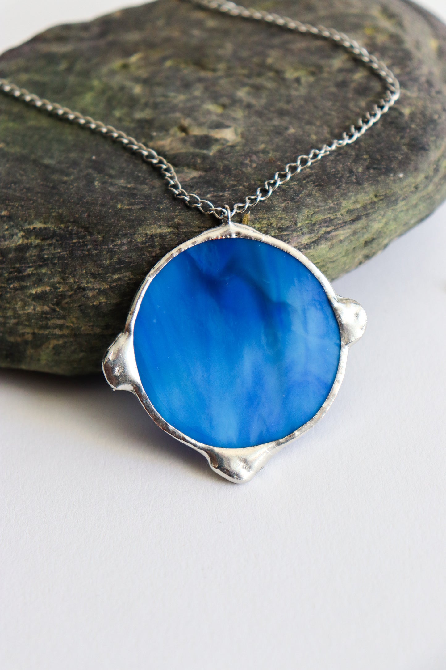 Cobalt blue circle necklace