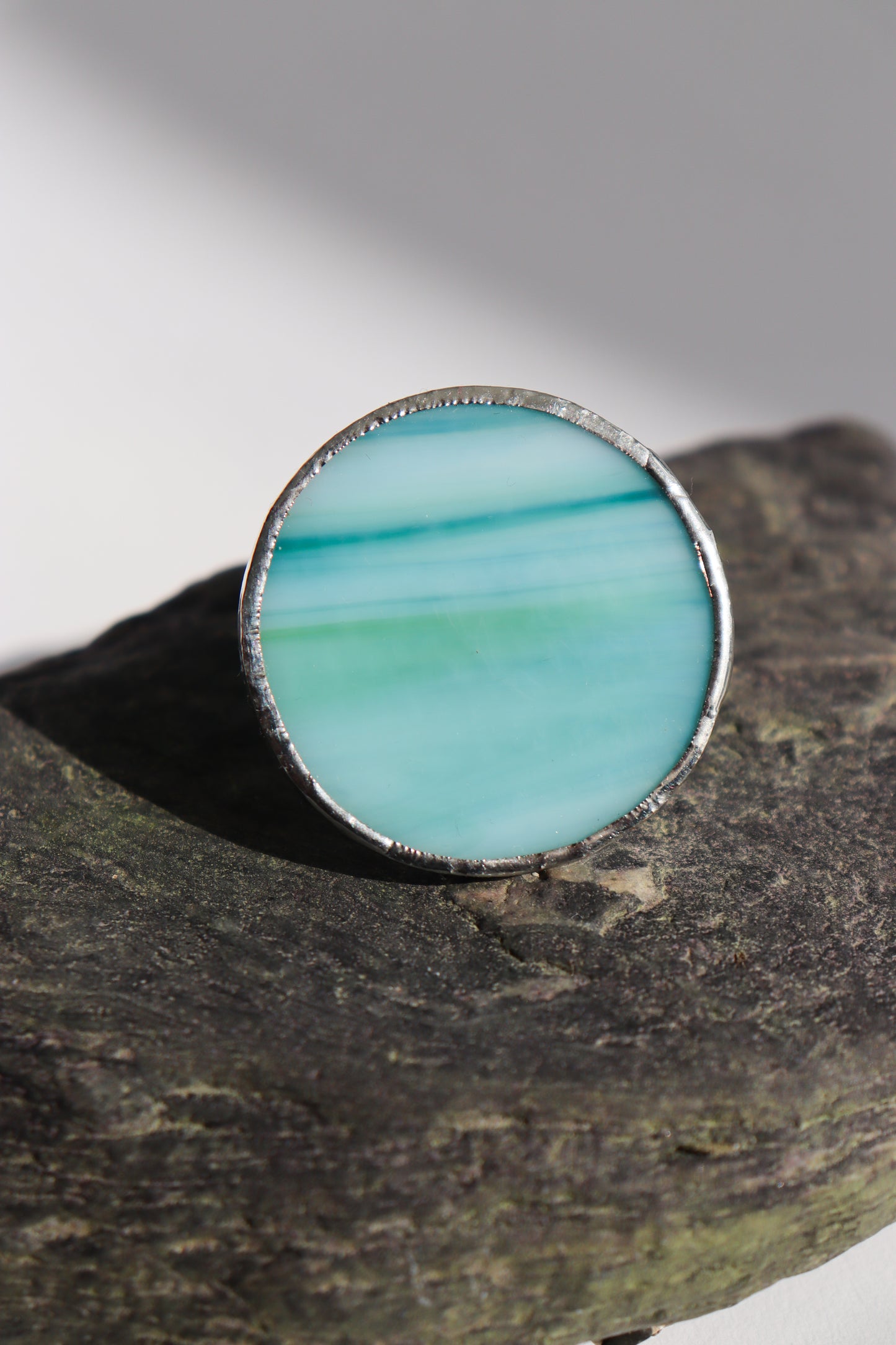 Light turquoise rings