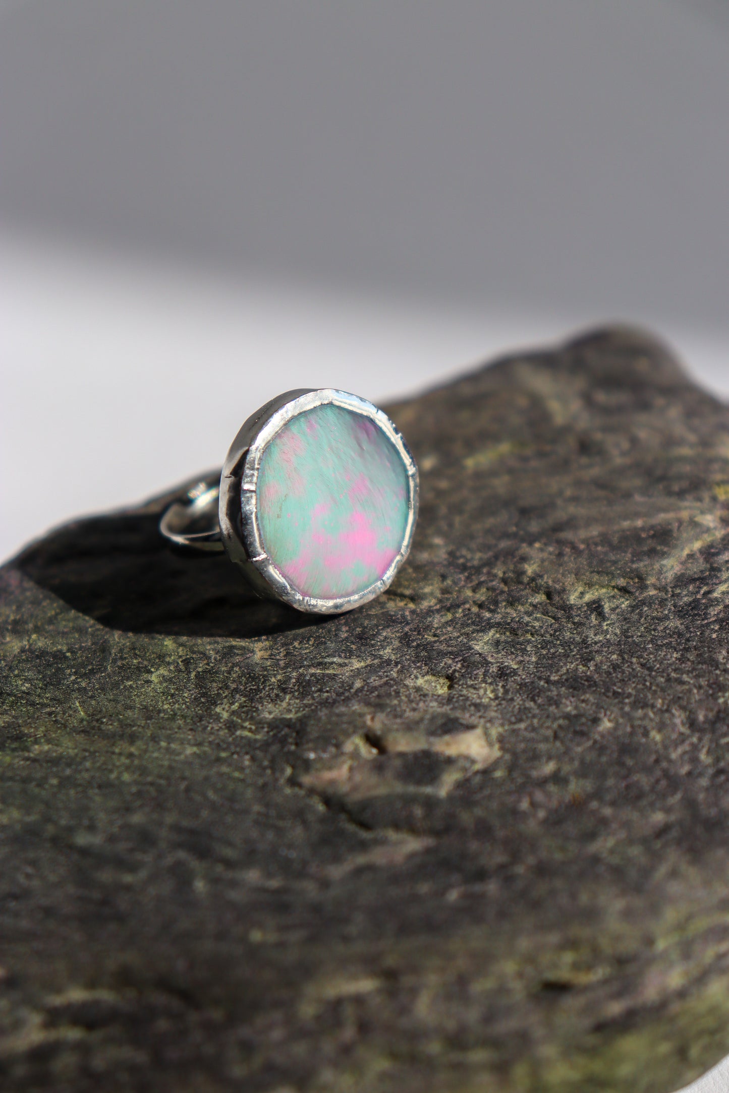 Iridescent pink rings