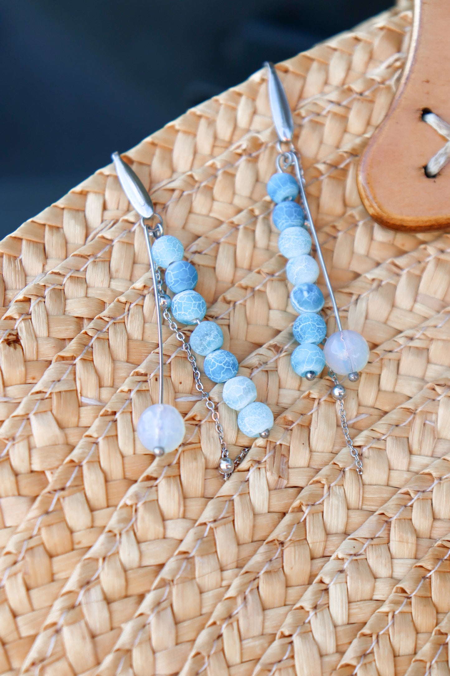 Delicate earrings
