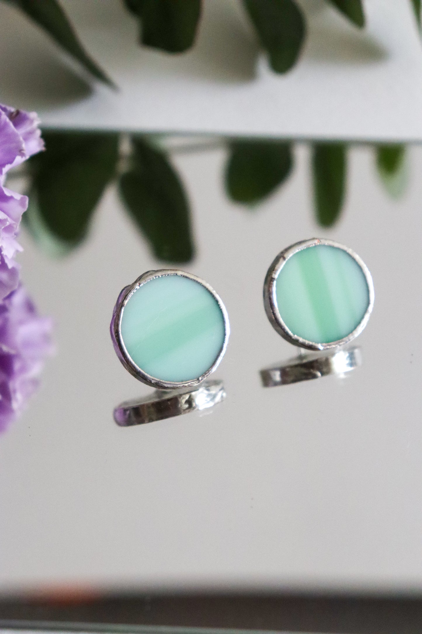 Circle earrings / Mint green