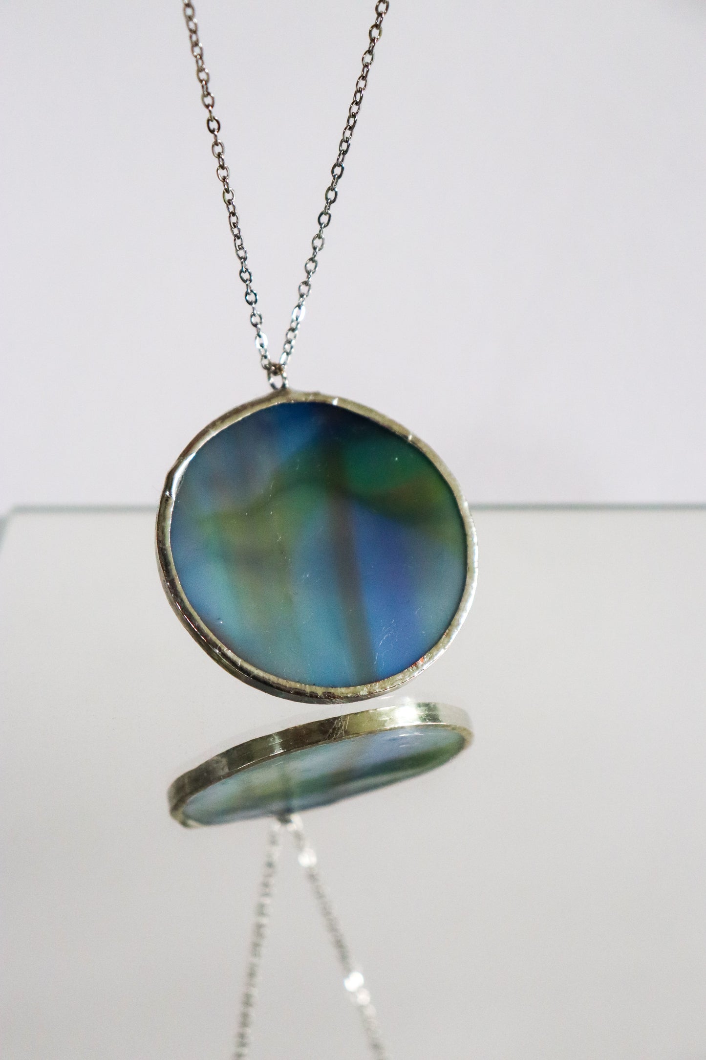 Circle necklaces / Red and blue