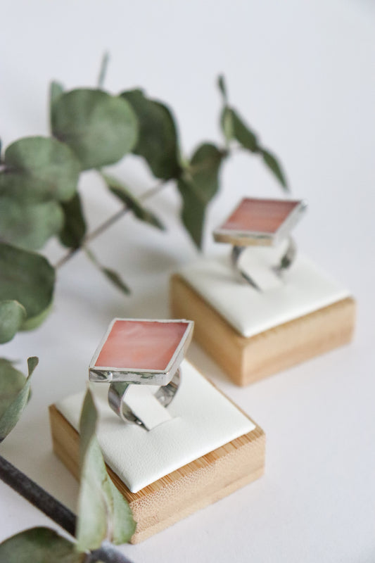 Rhombus rings