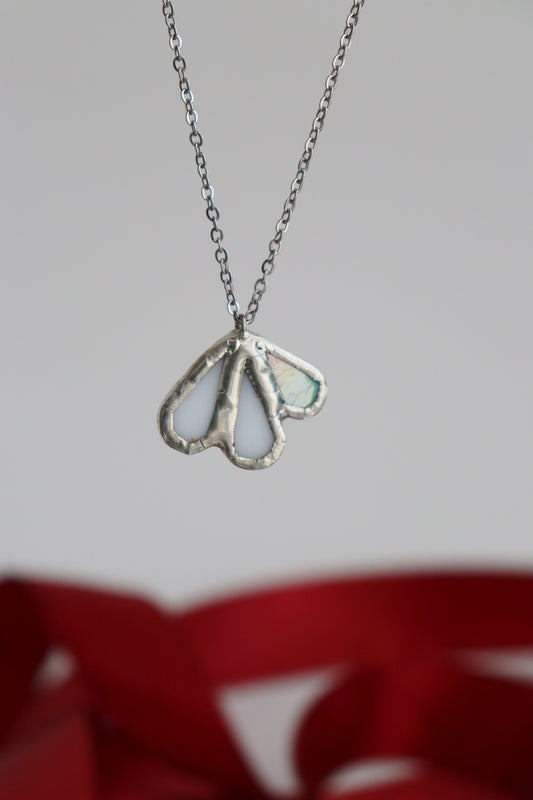 Petal necklace