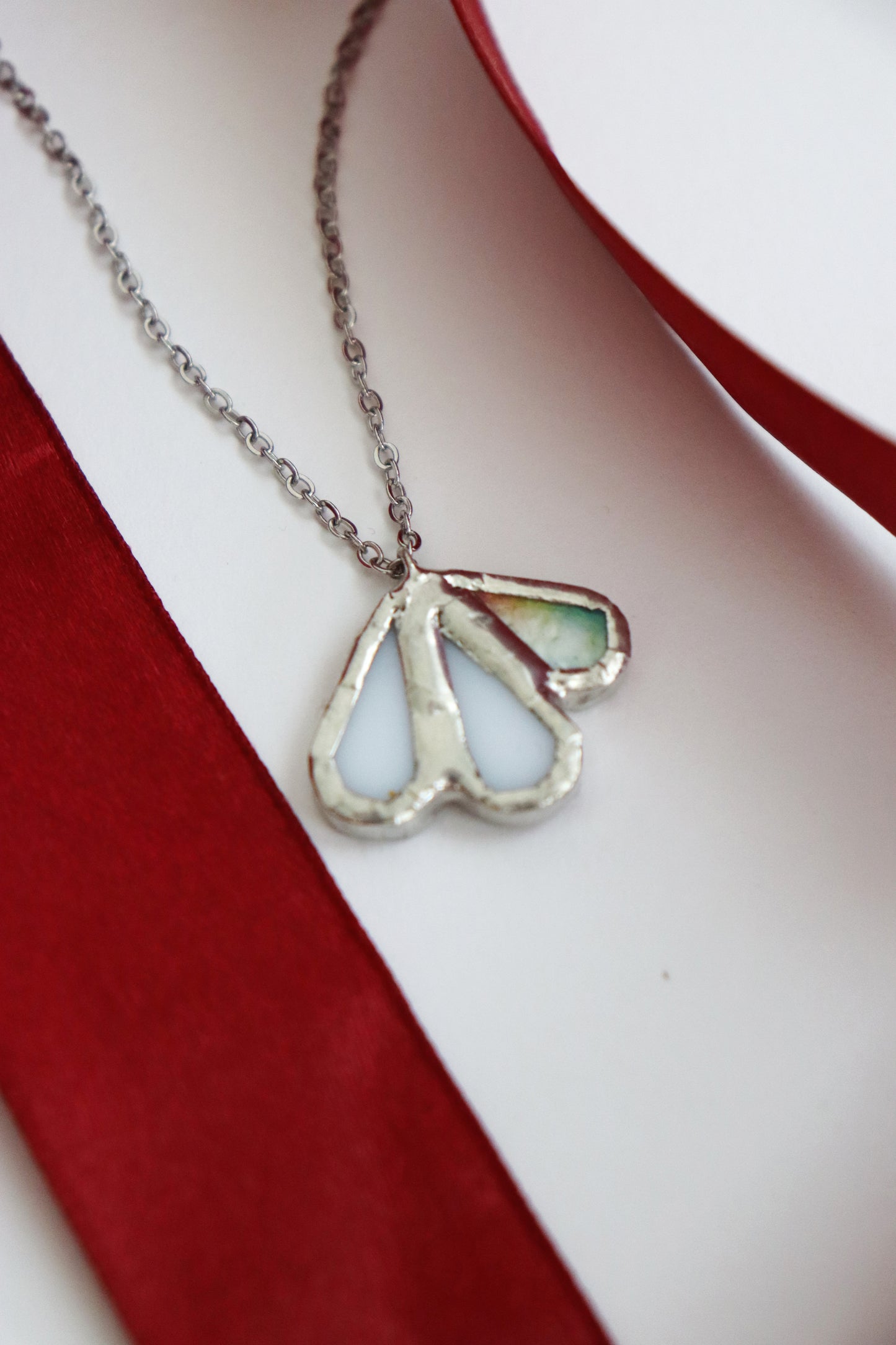 Petal necklace