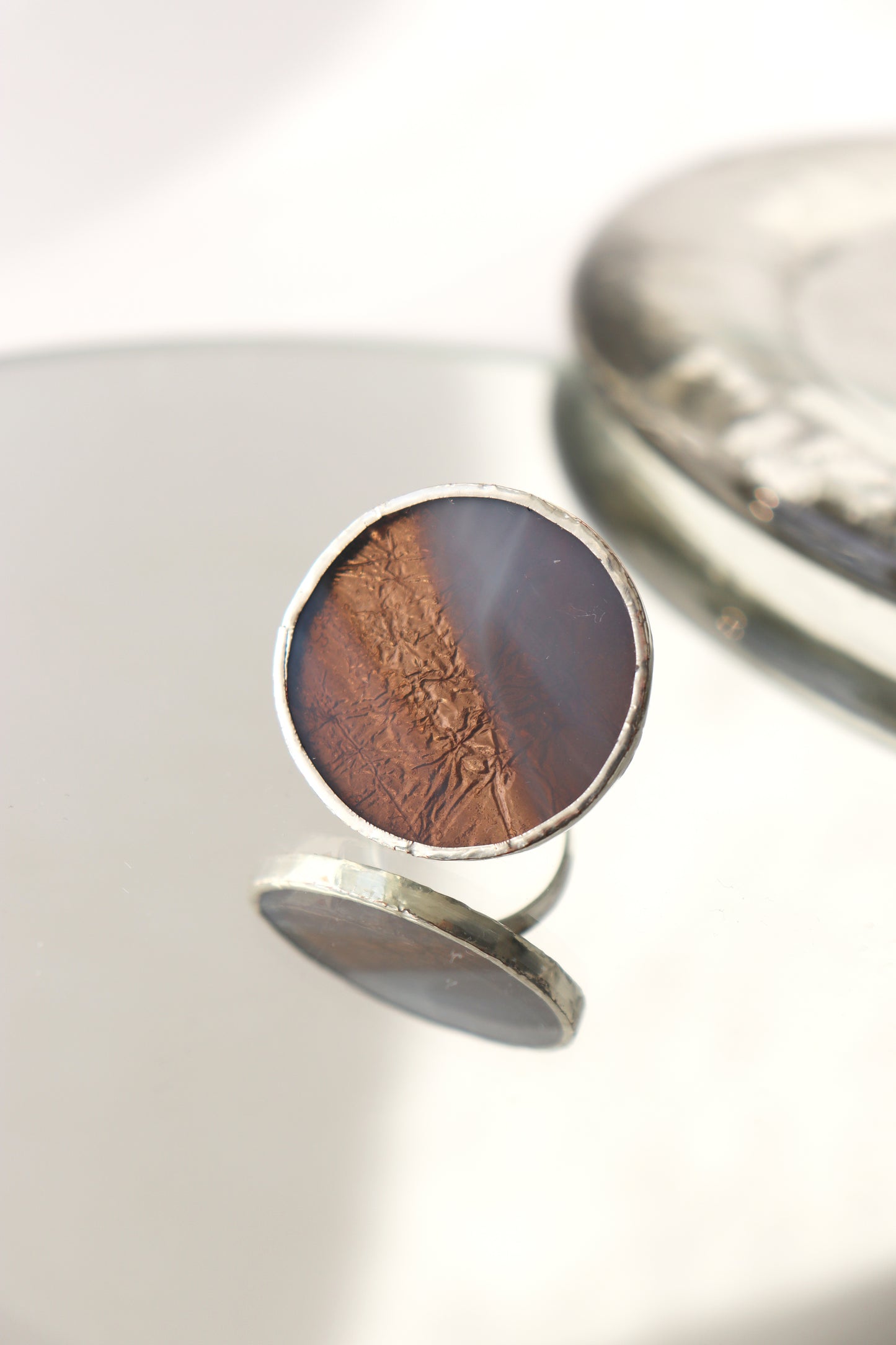 Medium circle ring / Smoky gray