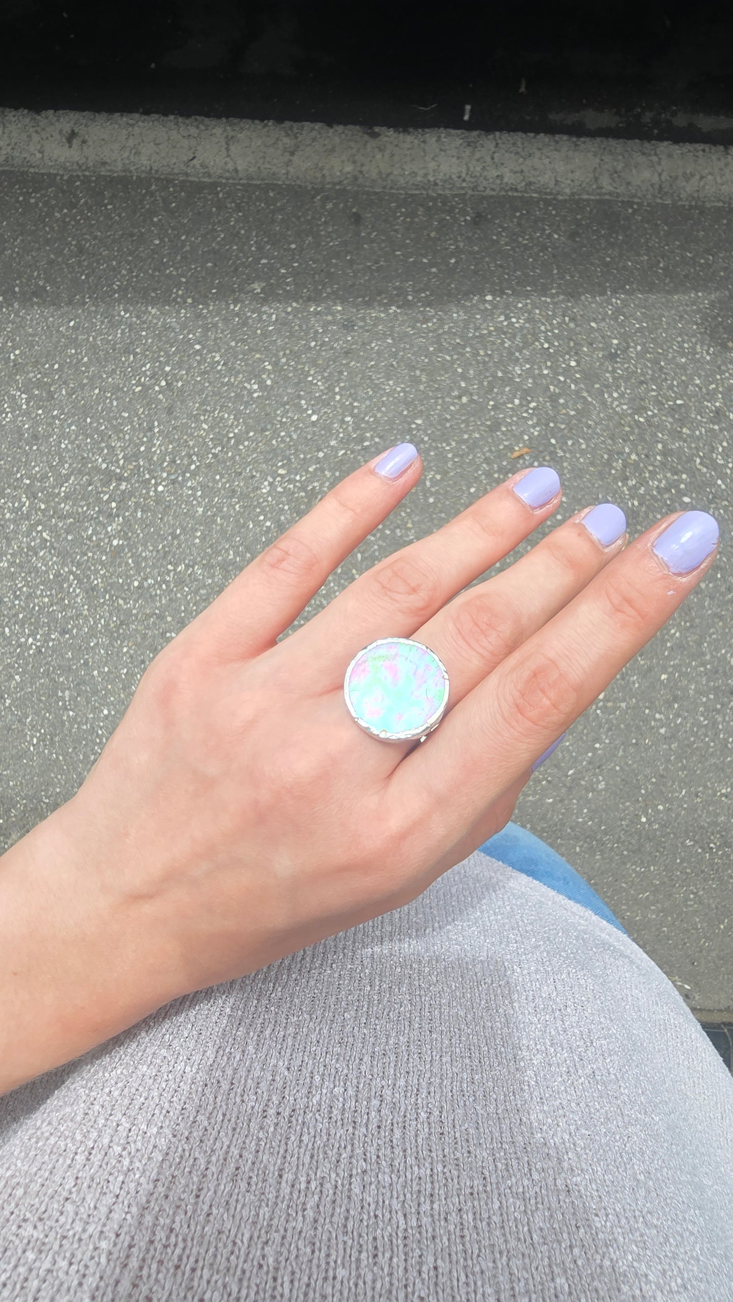 Small circle ring / Iridescent yellow