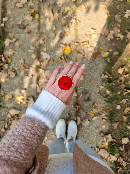 Deep red rings