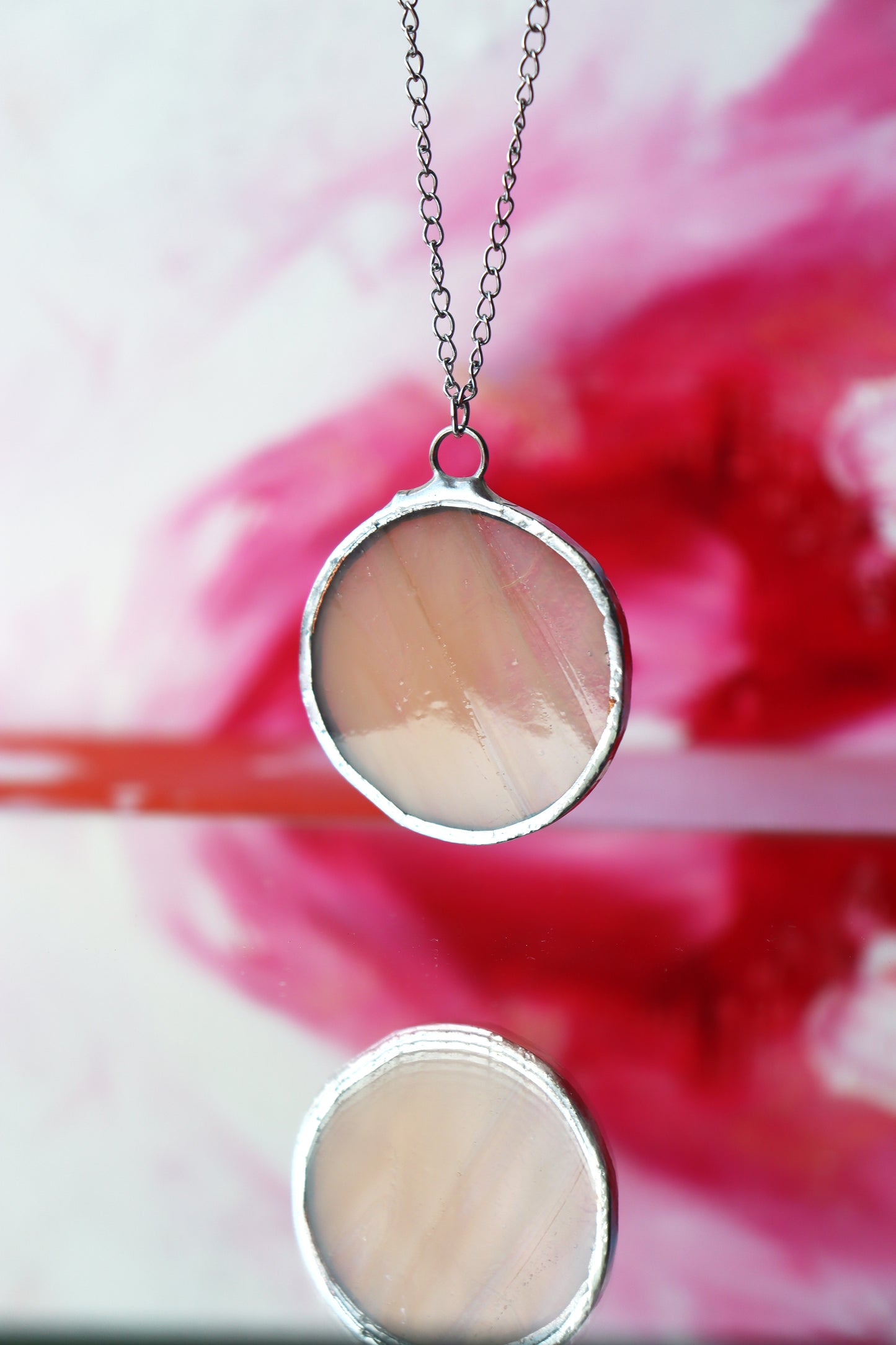Large circle necklace / Peach
