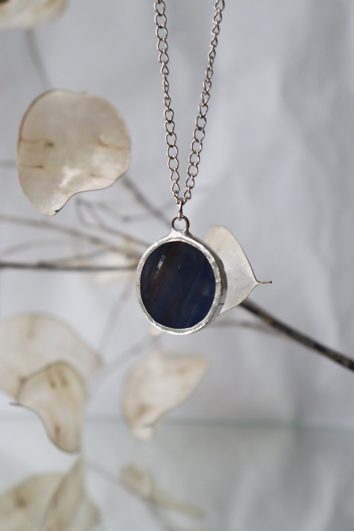 Small circle necklace / Brown and purple SALE