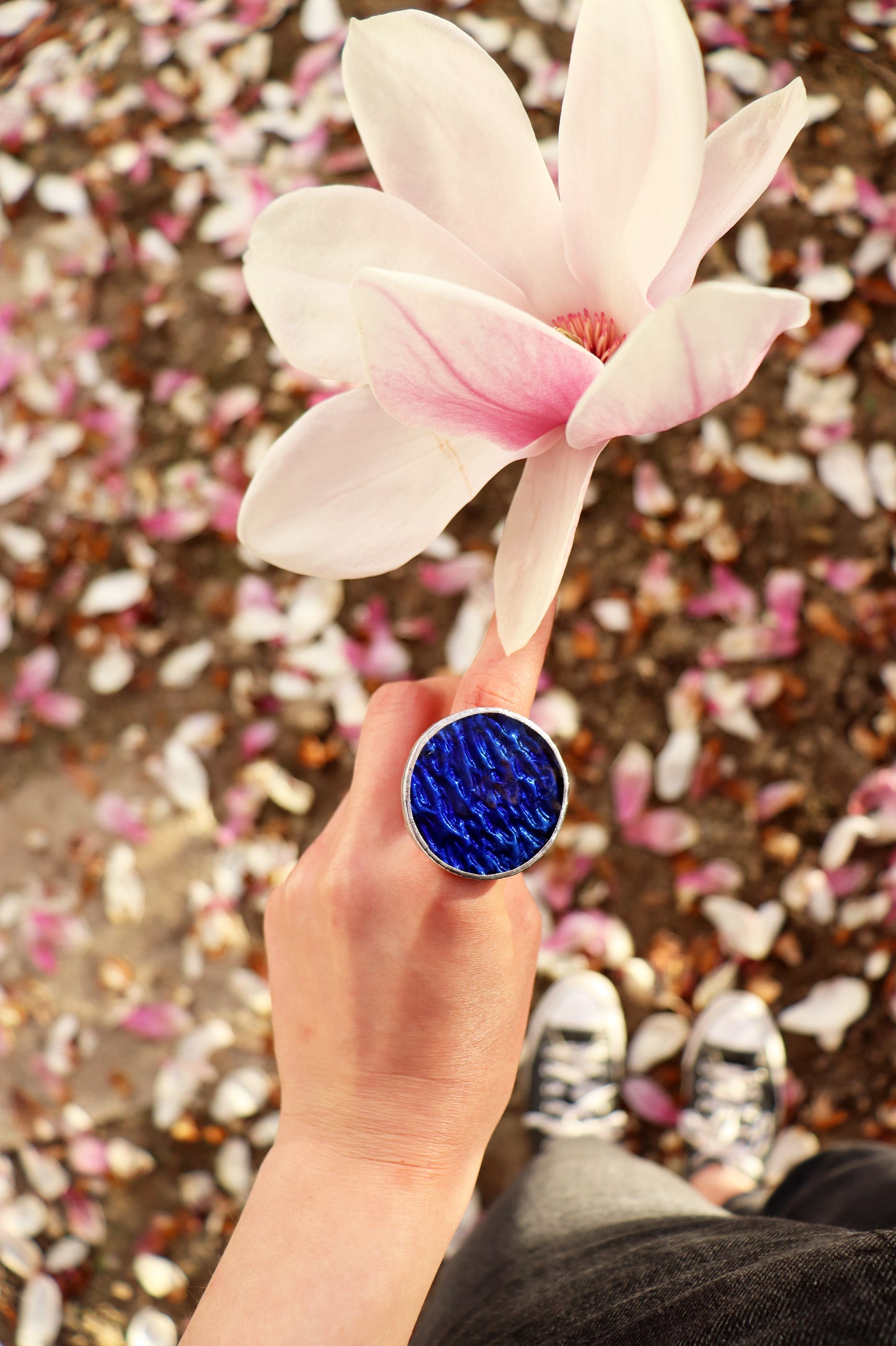 Deep blue ring