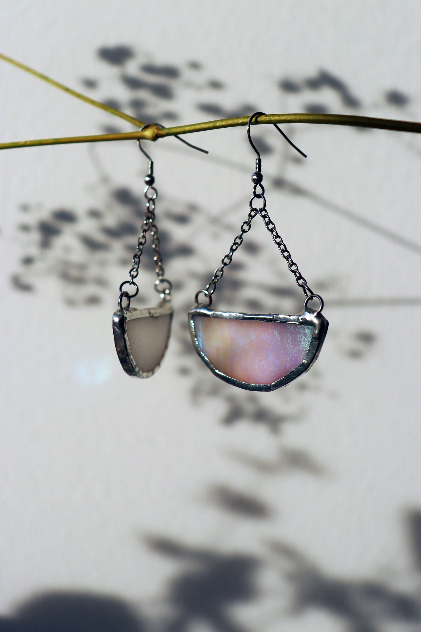 Semicircle dangling earrings