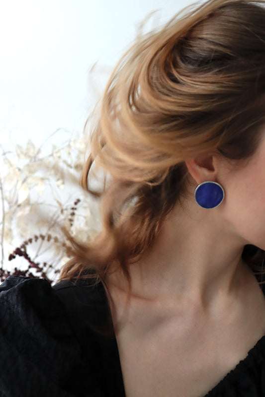 Medium circle earrings / Blue