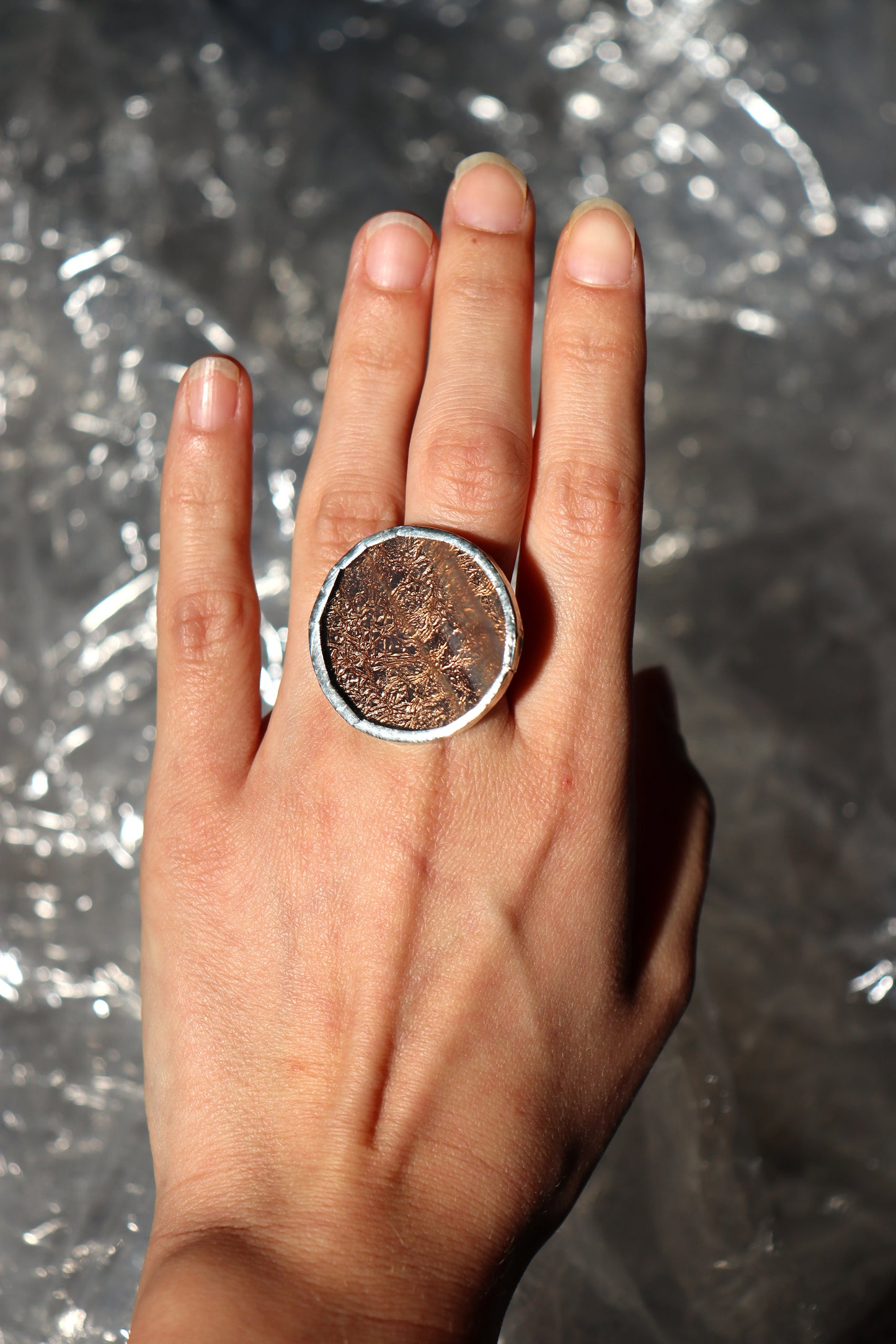 Medium circle ring / Copper black