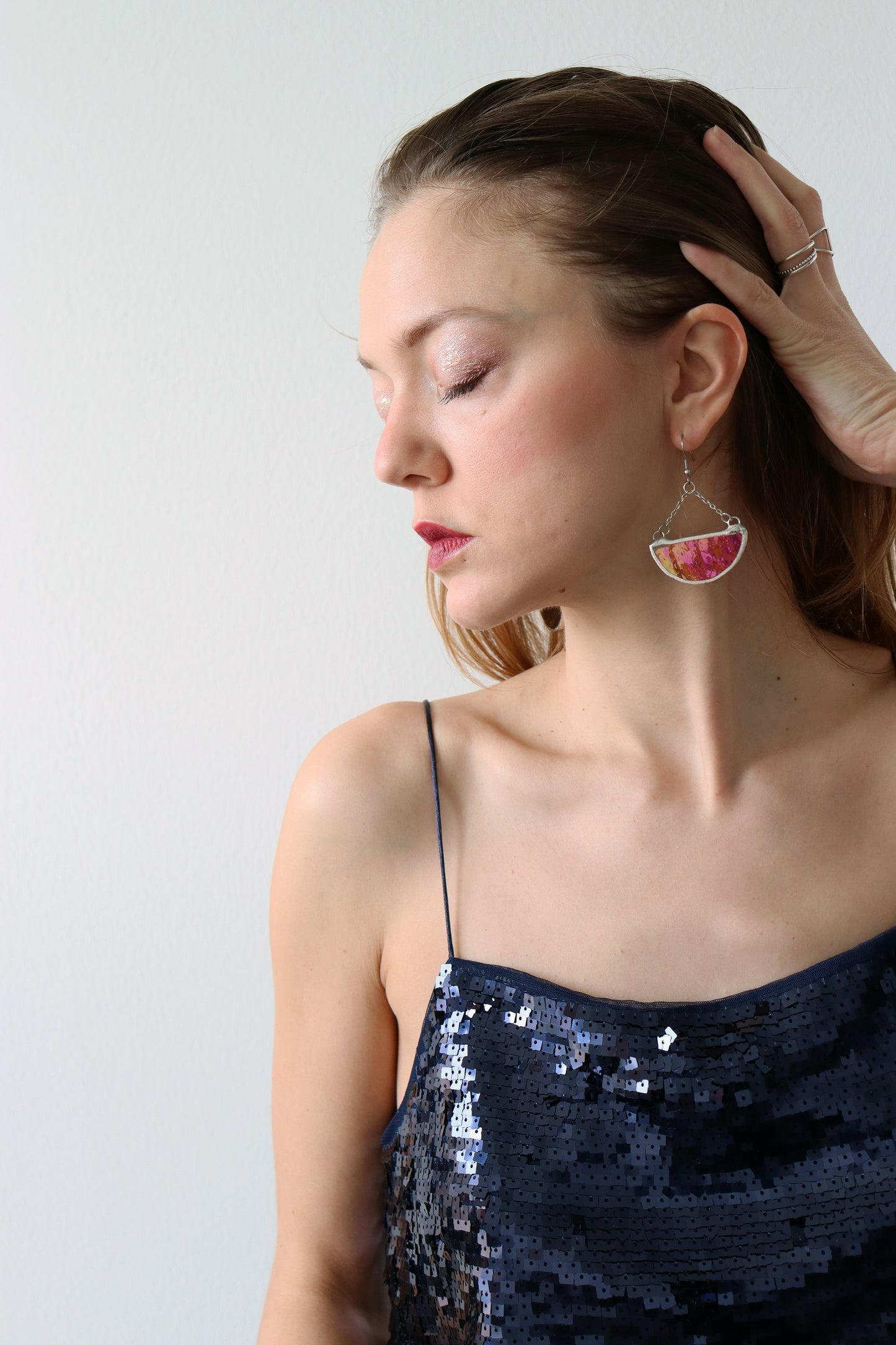 Semicircle dangling earrings