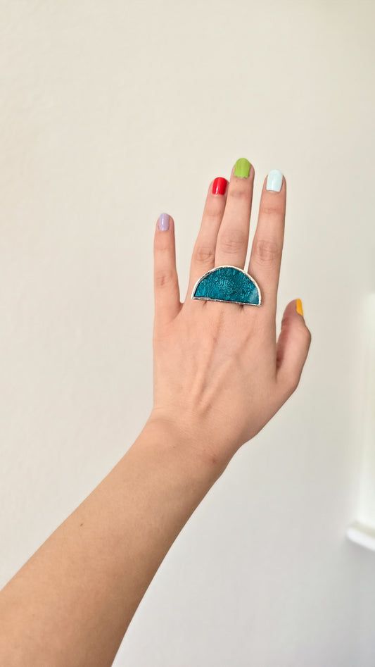Semicircle rings