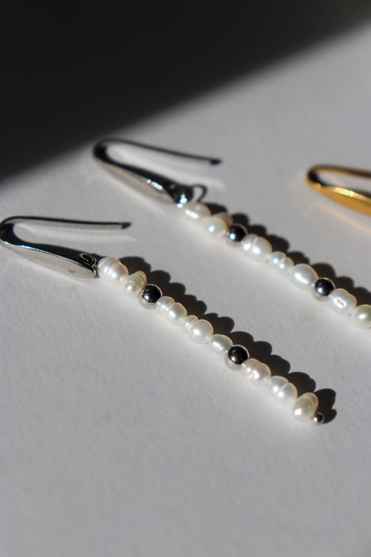 Delicate earrings