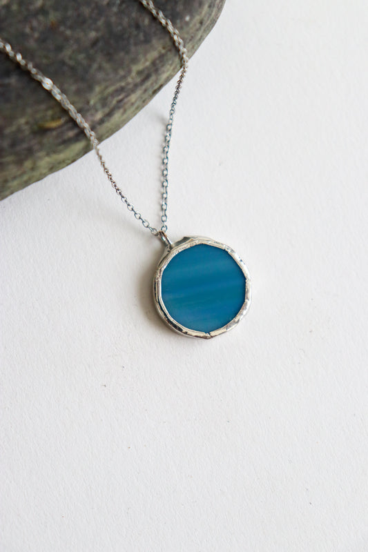 Grayish blue small circle necklace