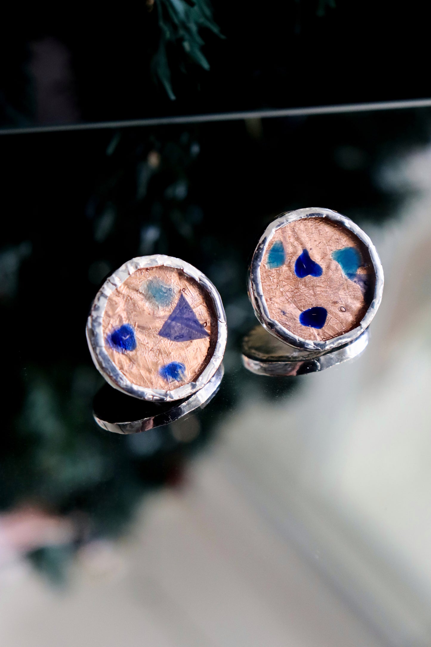 Medium circle earrings / Copper