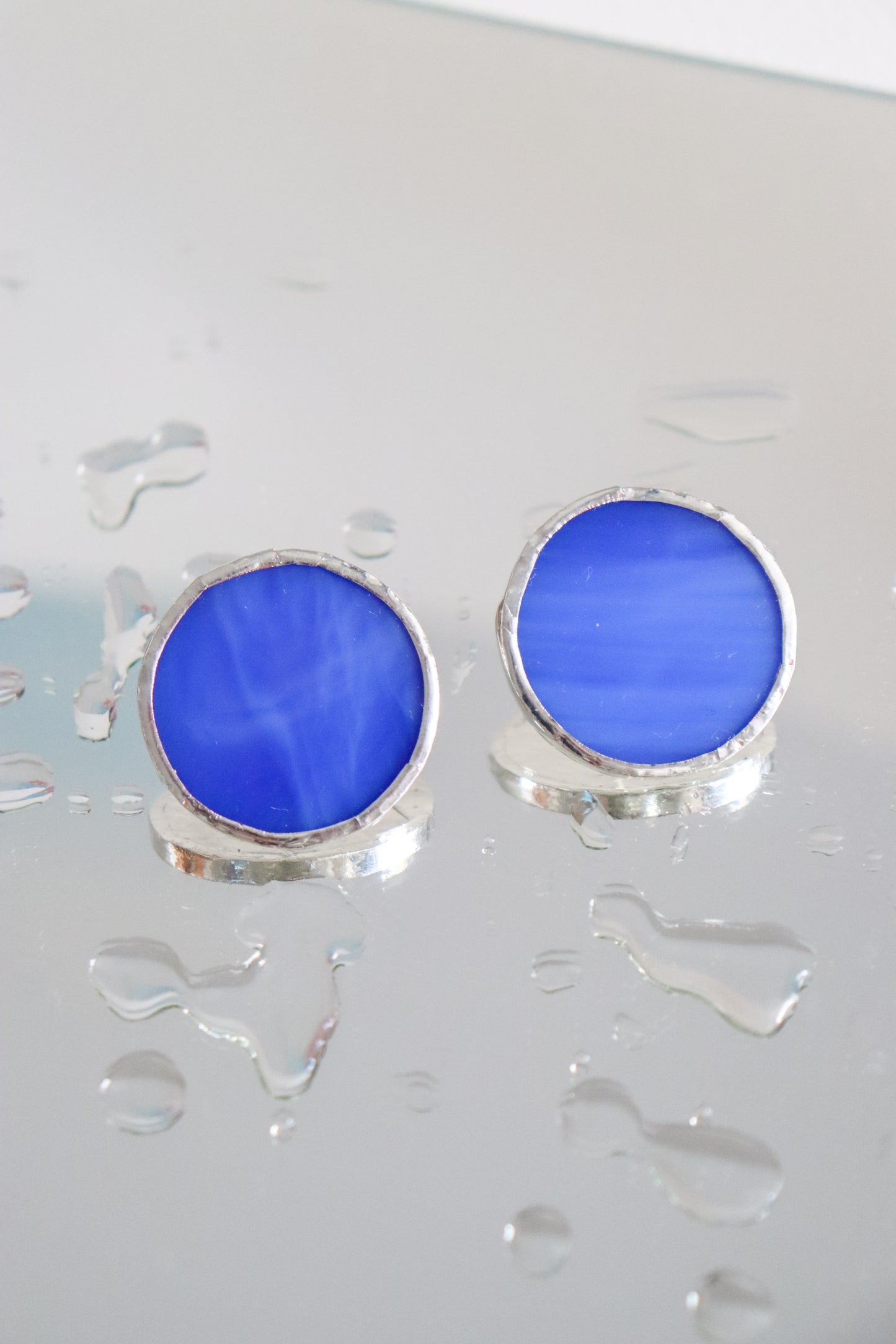 Circle earrings / Blue