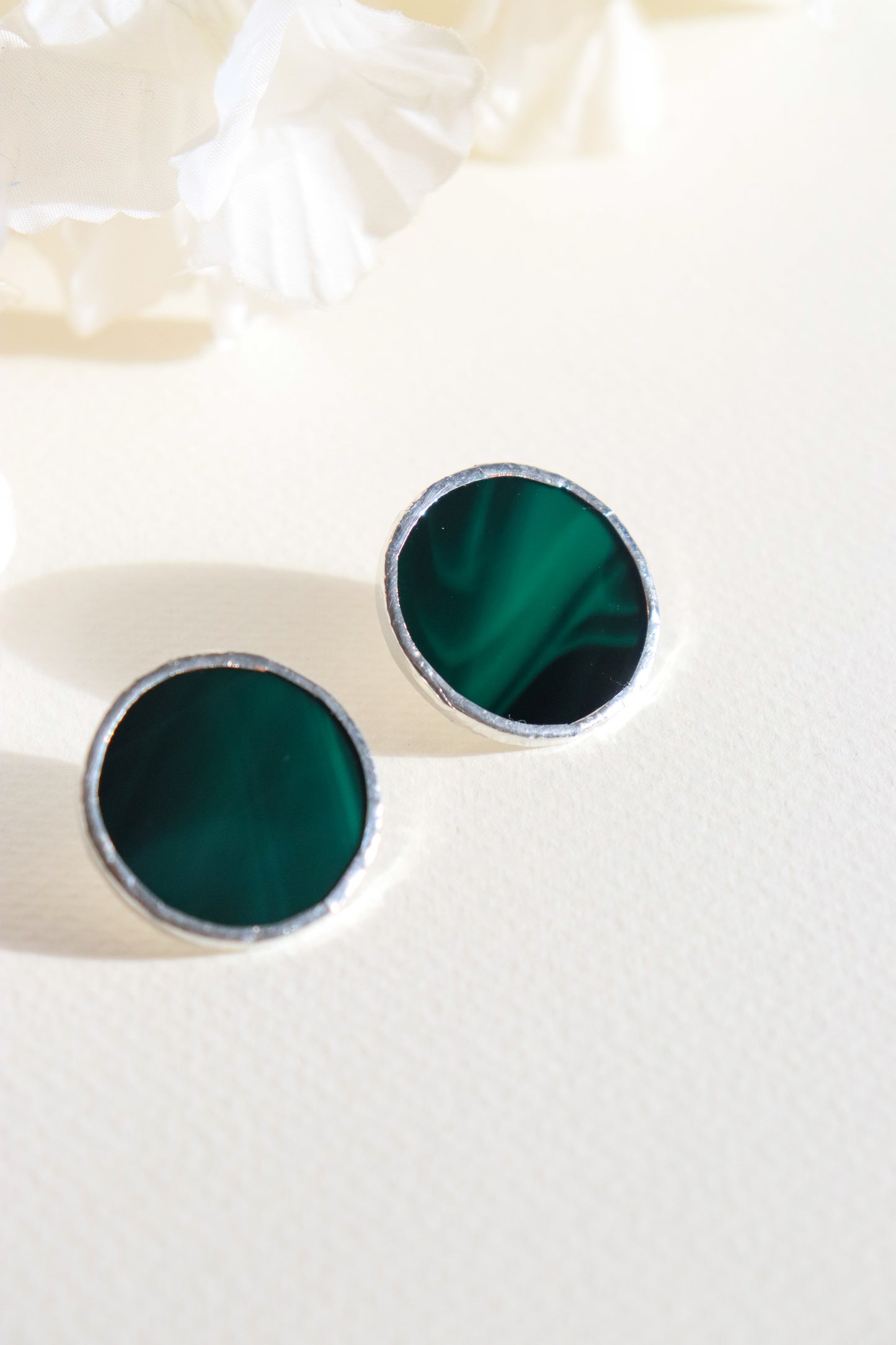 Circle earrings / Dark emerald green