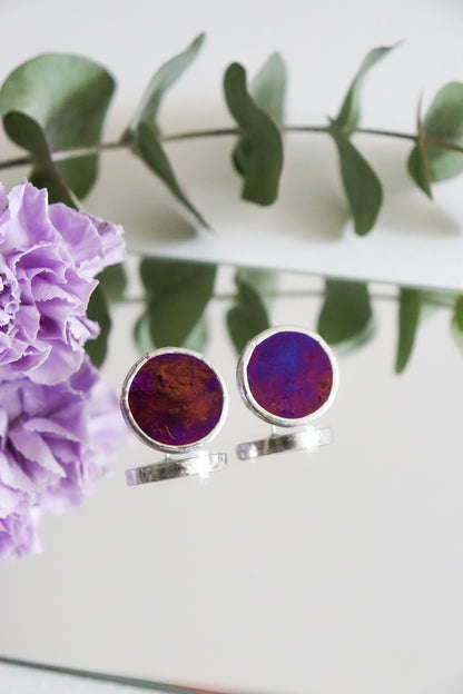Circle earrings / Iridescent black