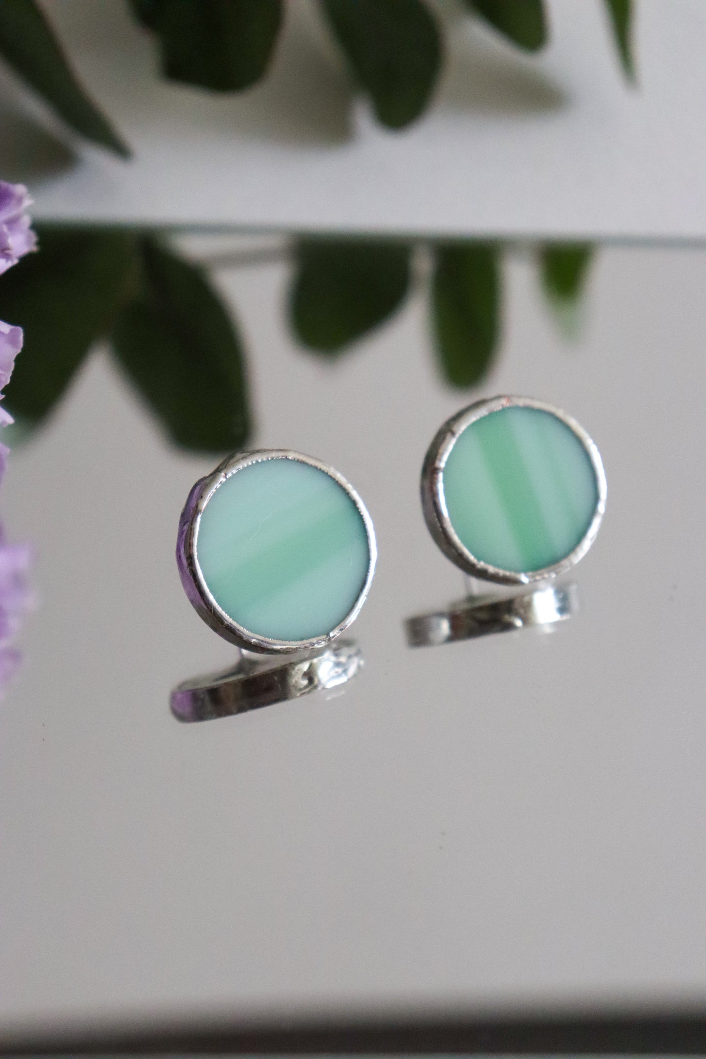 Circle earrings / Mint green