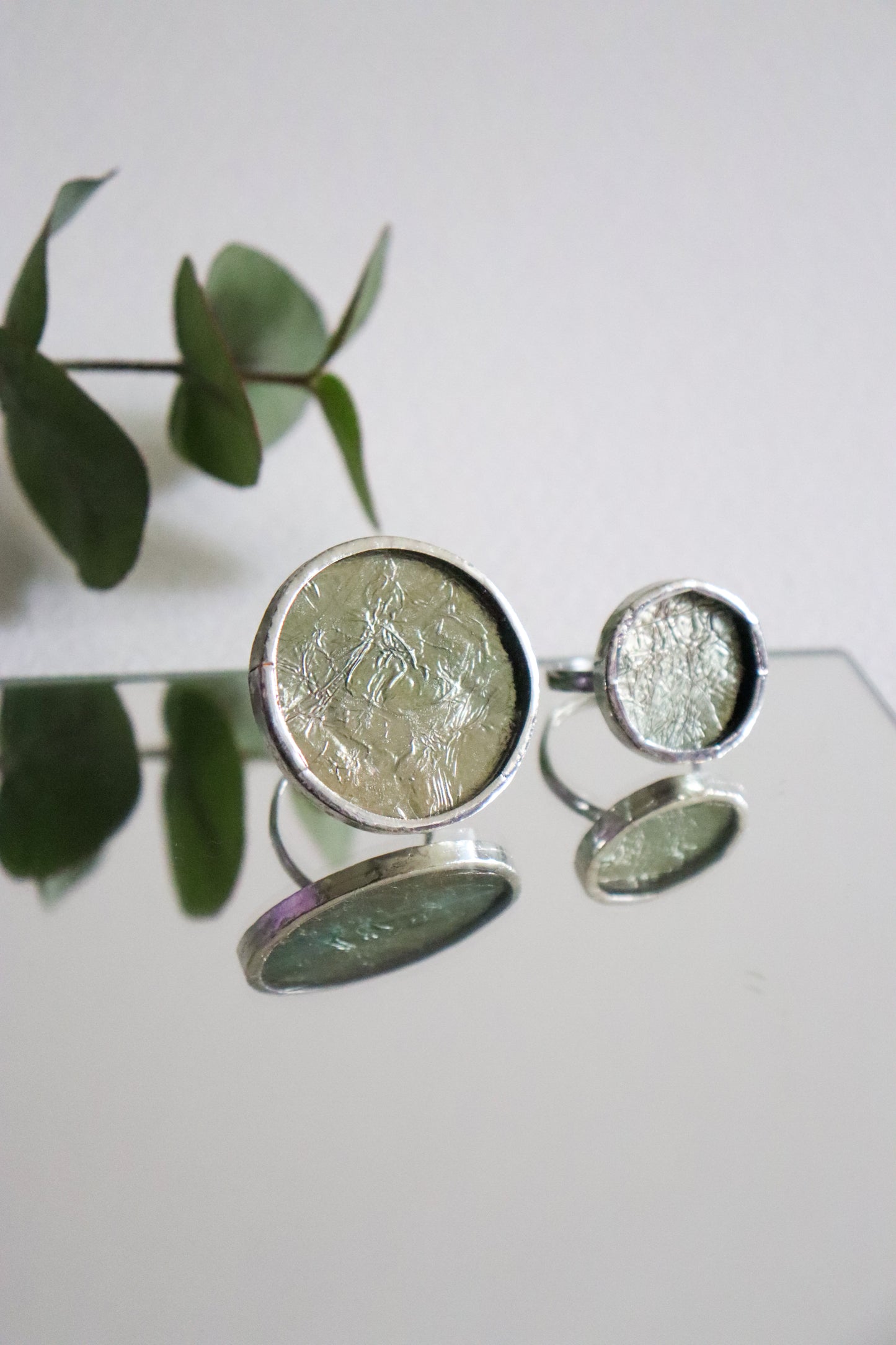 Circle rings / Icy