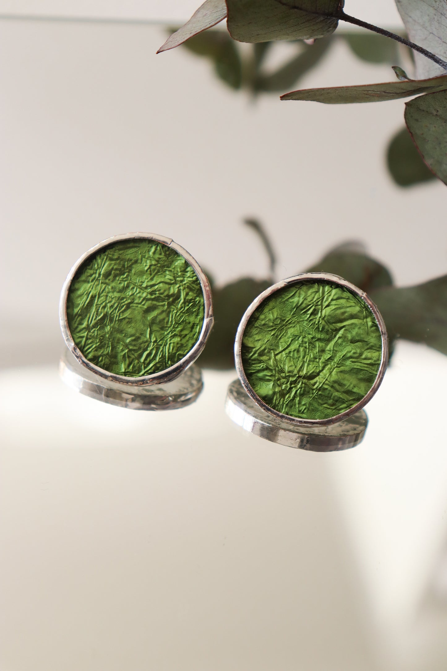 Circle earrings / Grass green