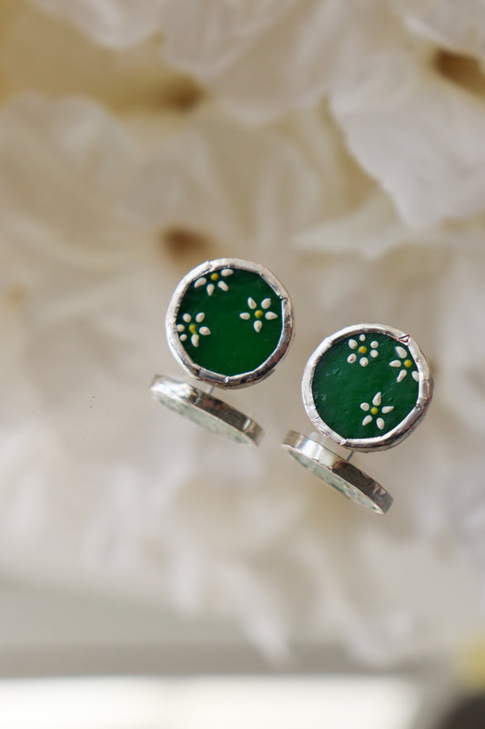 Circle earrings / Green with flowers
