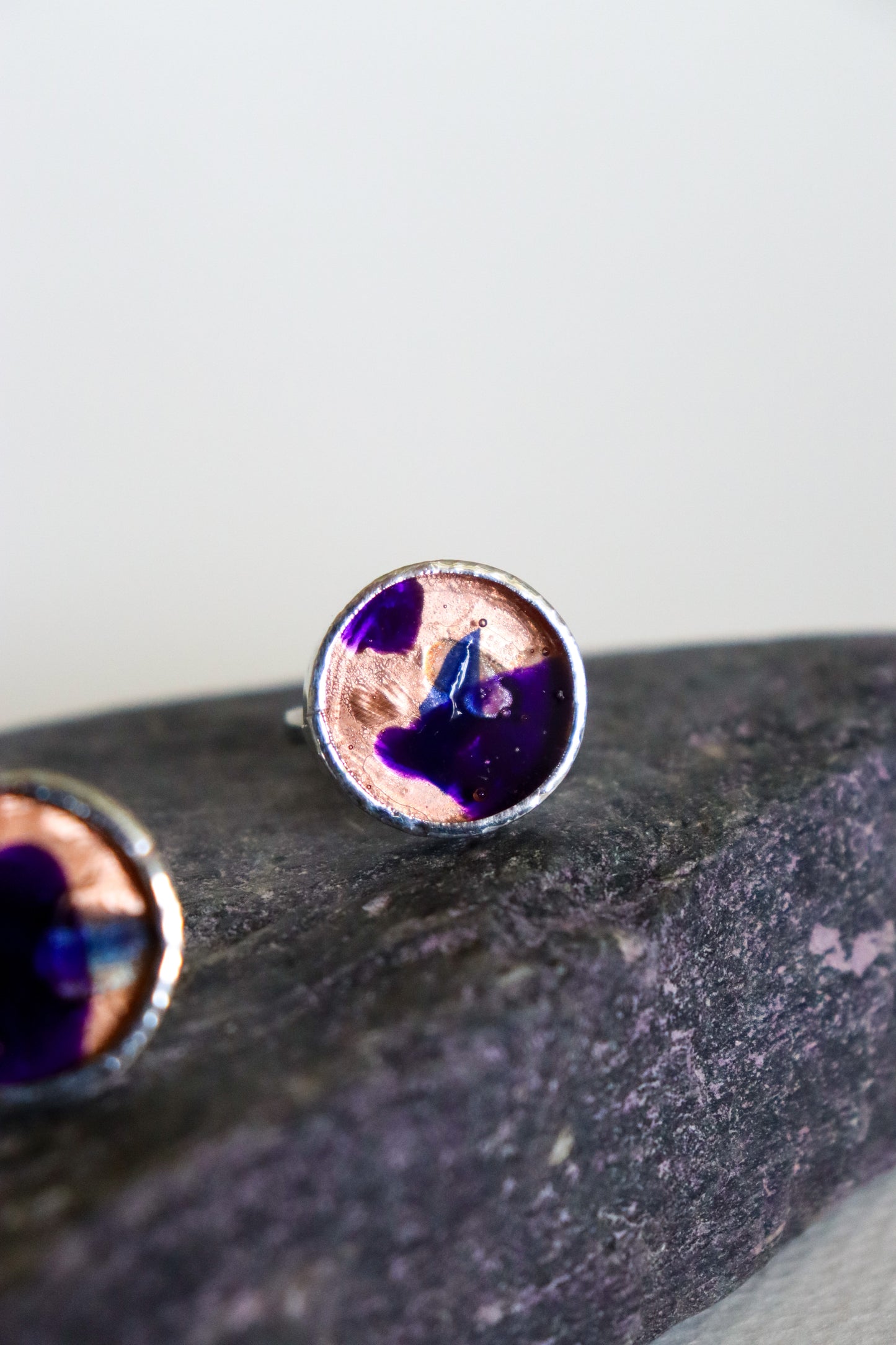 Circle rings / Coloured purple