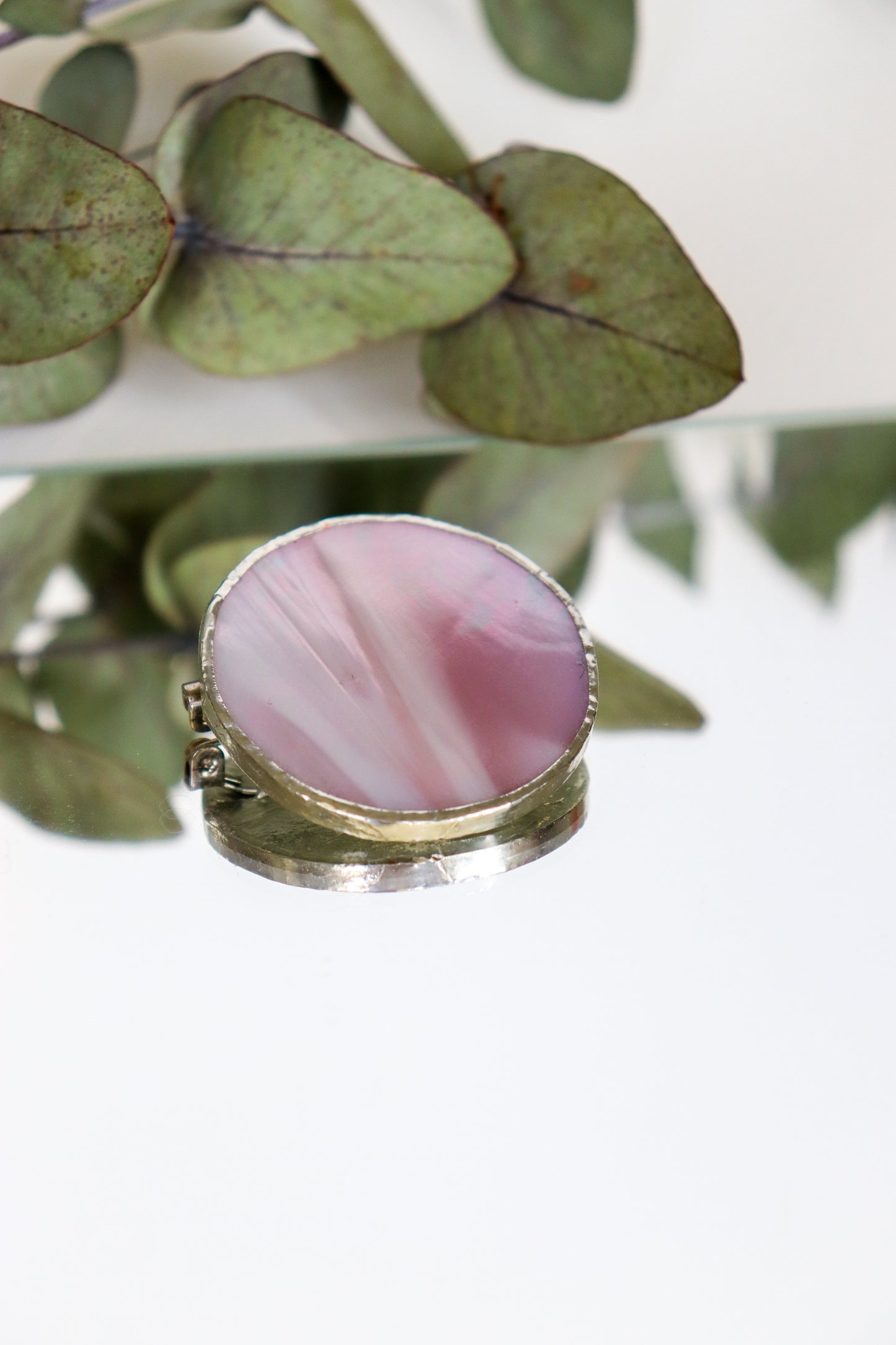 Circle brooches