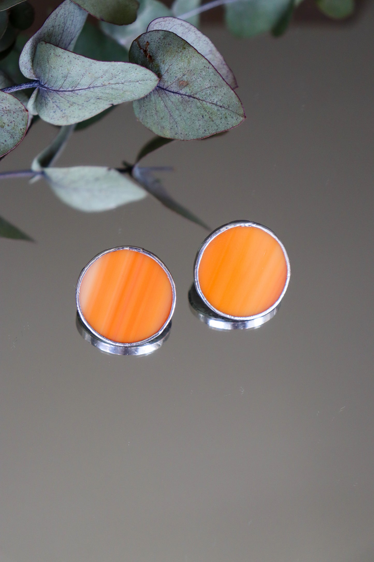 Circle earrings / Orange