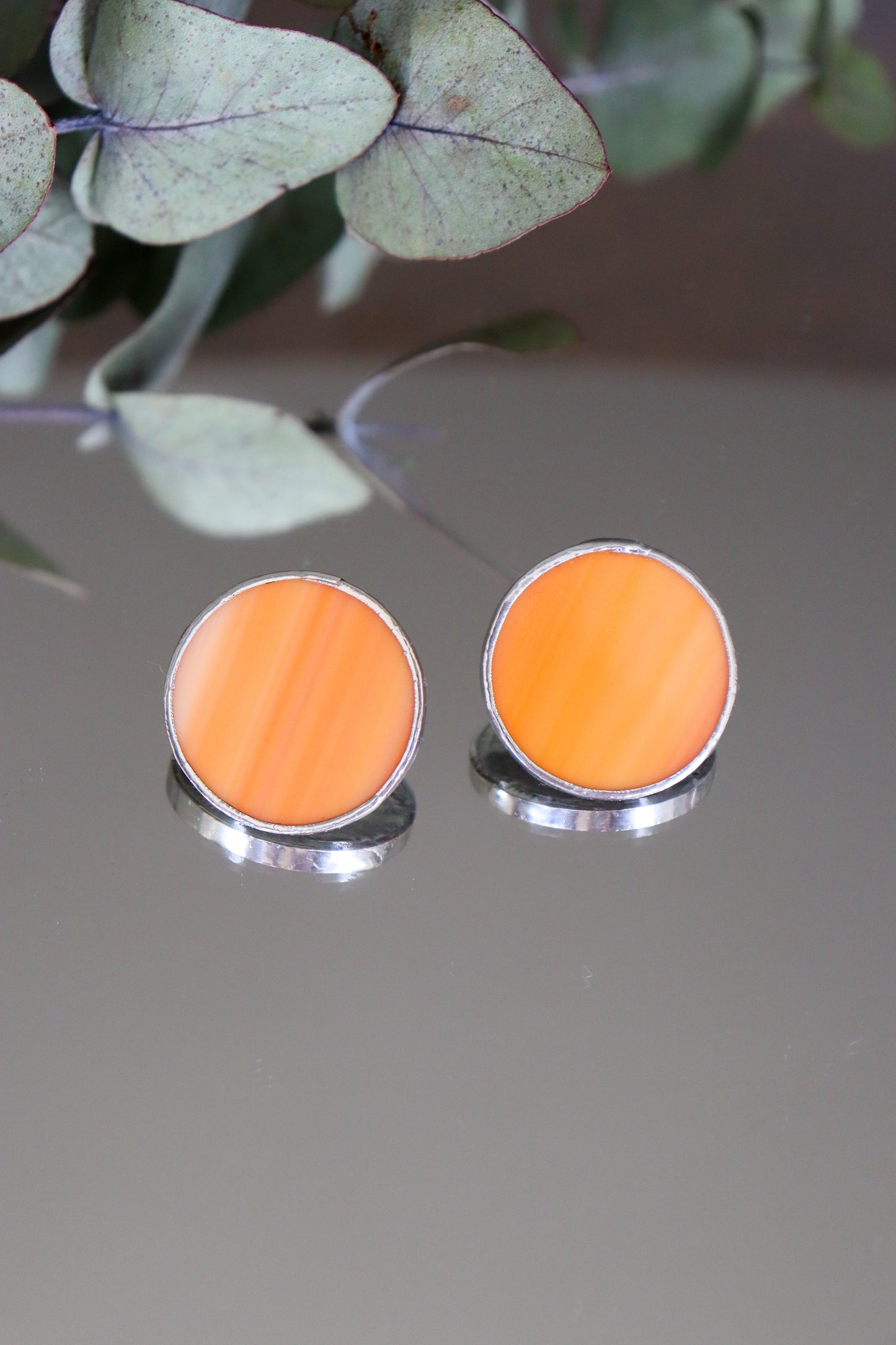 Circle earrings / Orange