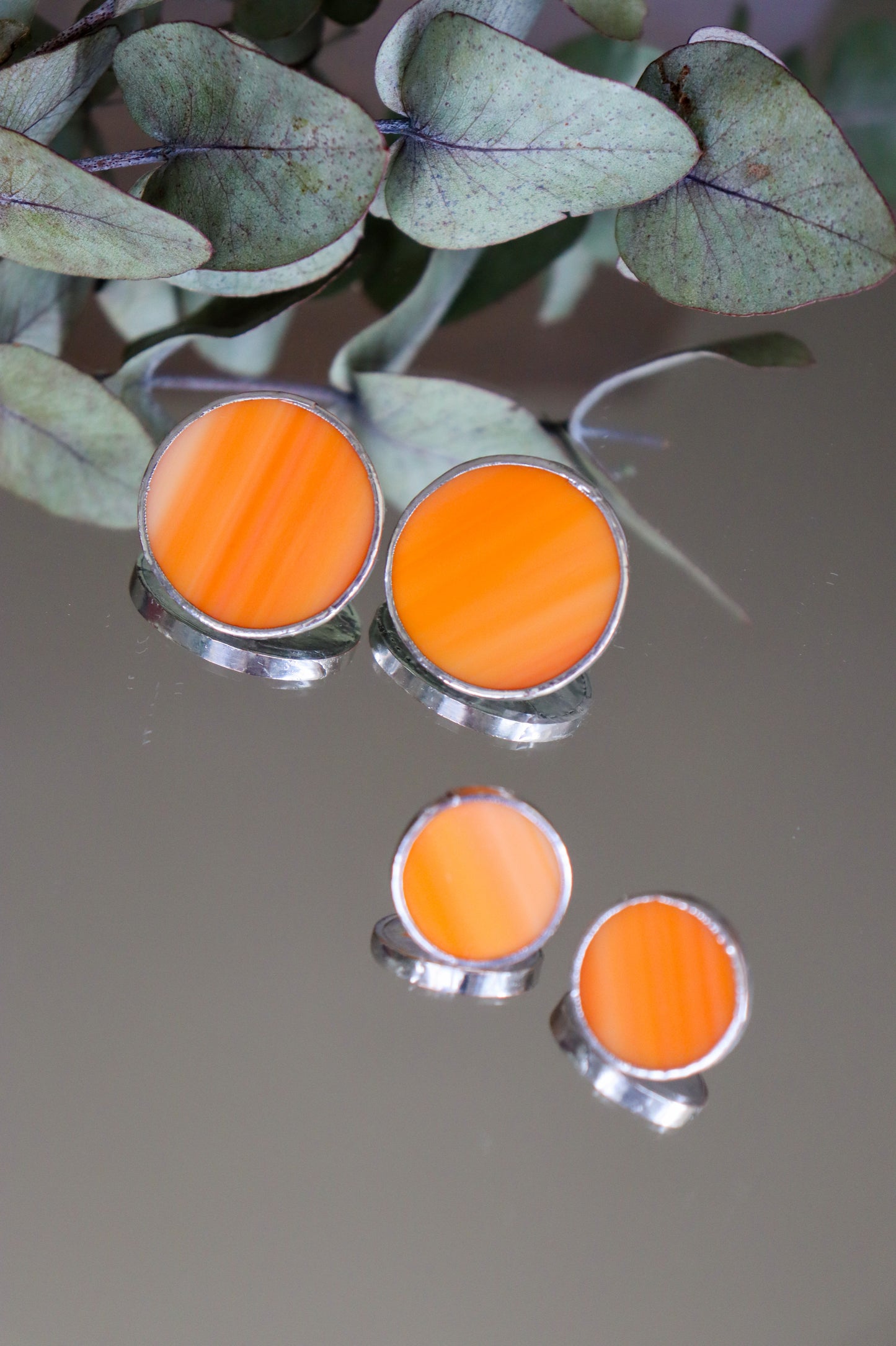 Circle earrings / Orange