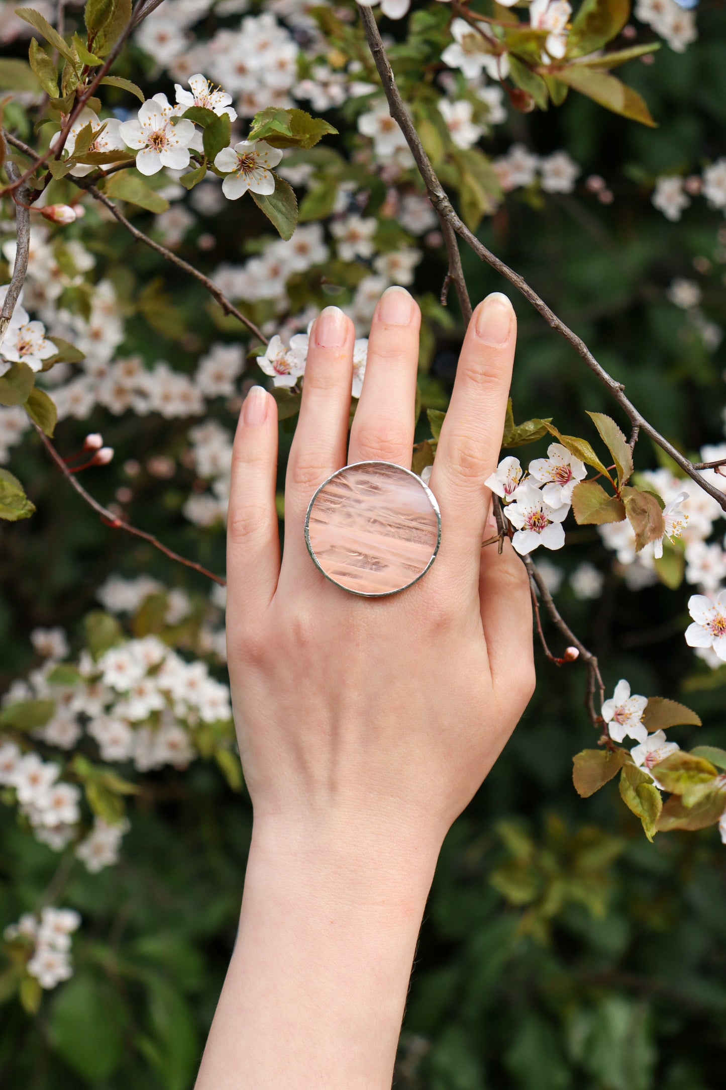 Circle rings / Creamy pink