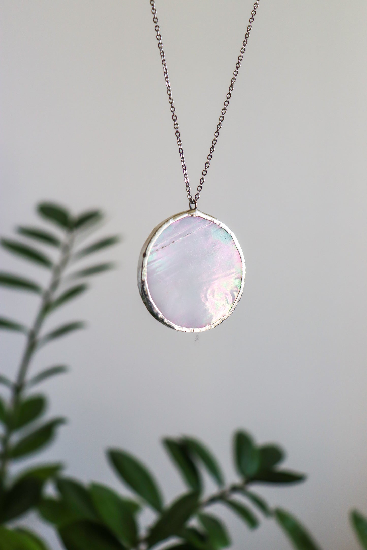 Large circle necklace /  Iridescent and light pink