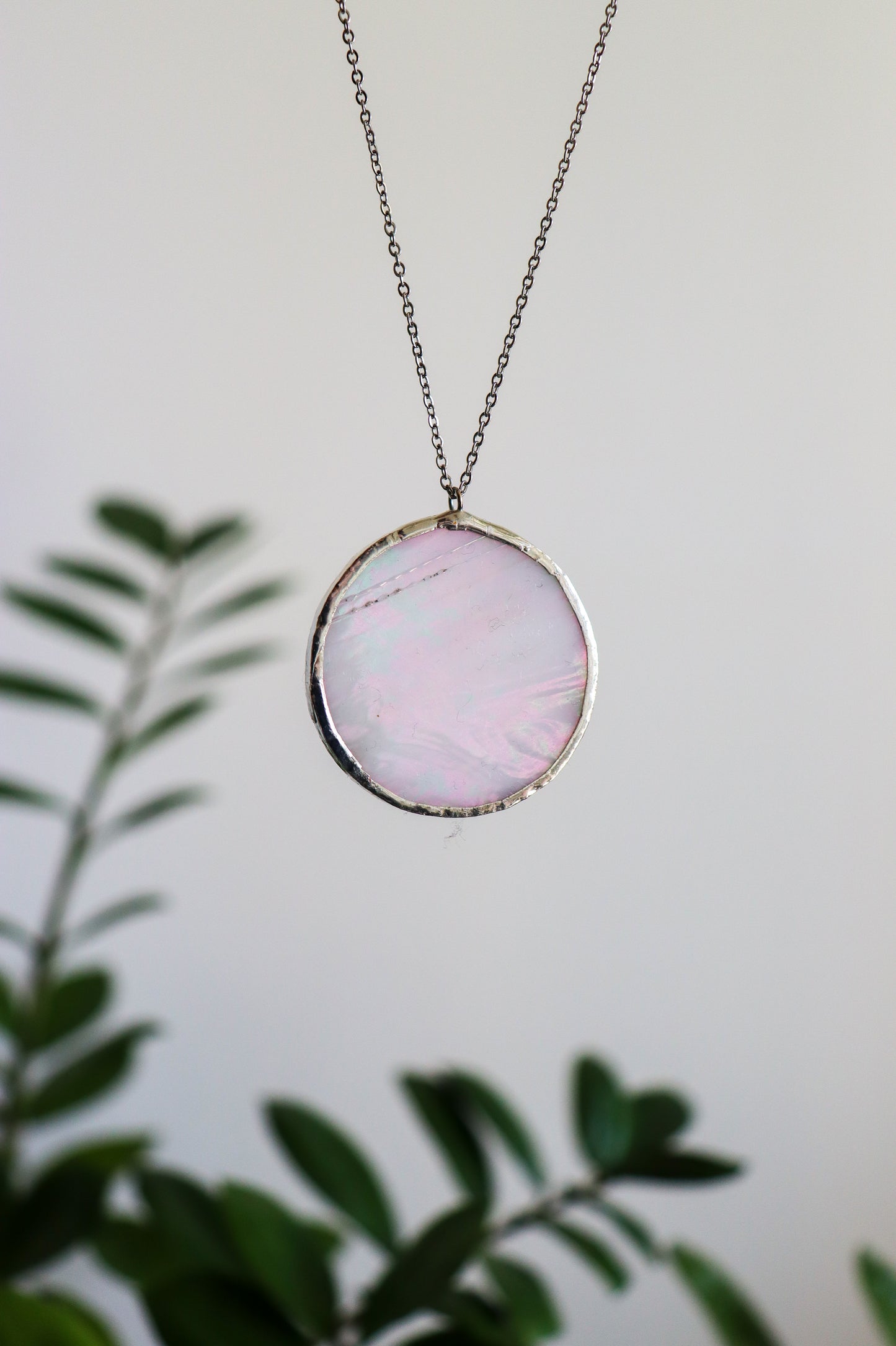 Large circle necklace /  Iridescent and light pink