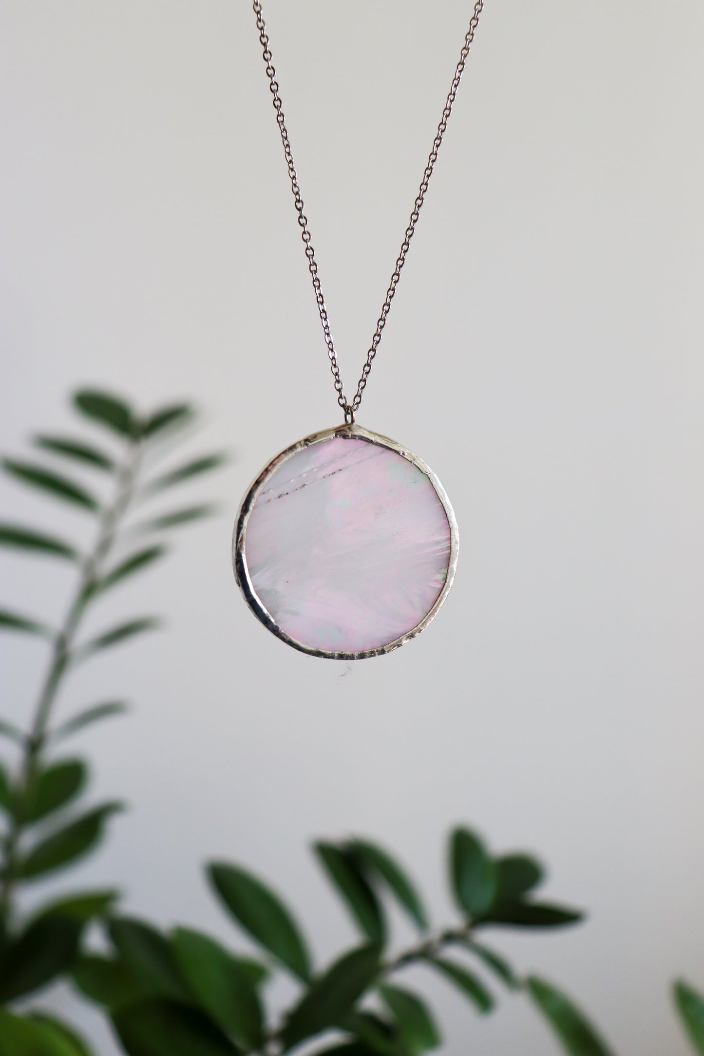 Large circle necklace /  Iridescent and light pink