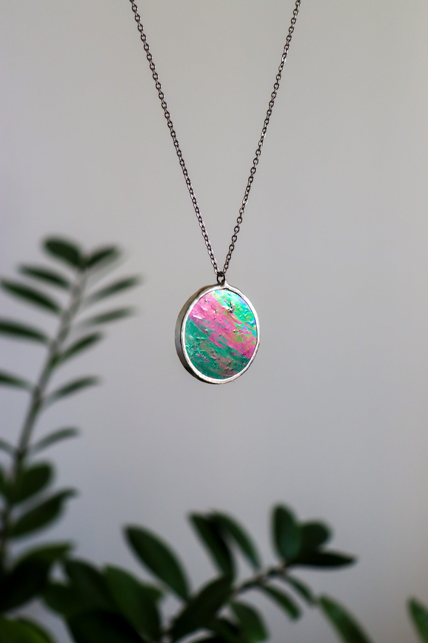 Circle necklaces /  Iridescent and black