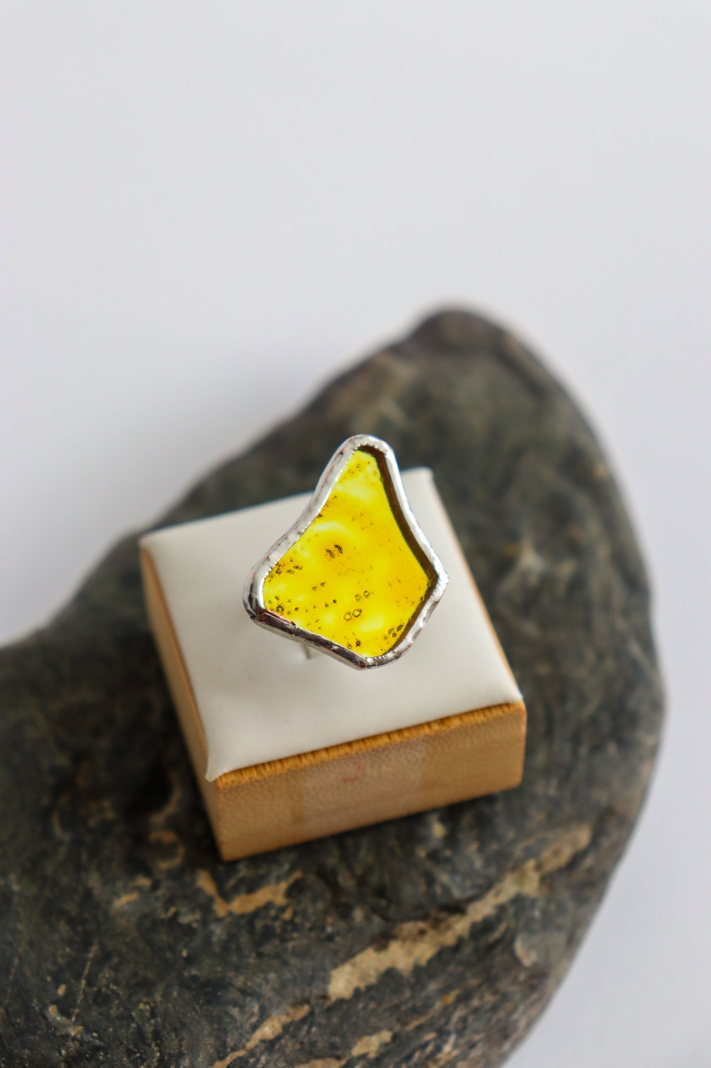 Organic shaped rings