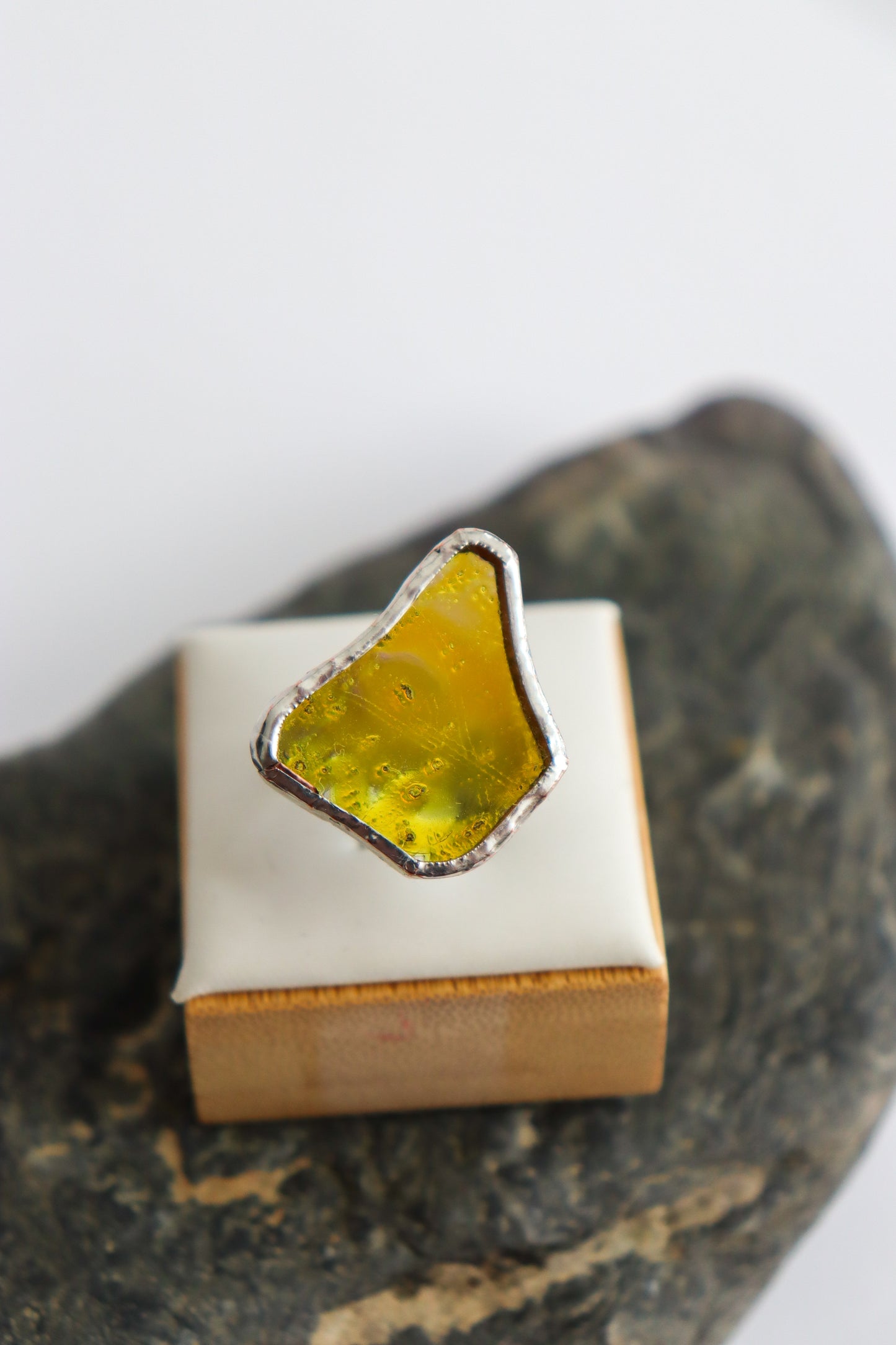 Organic shaped rings