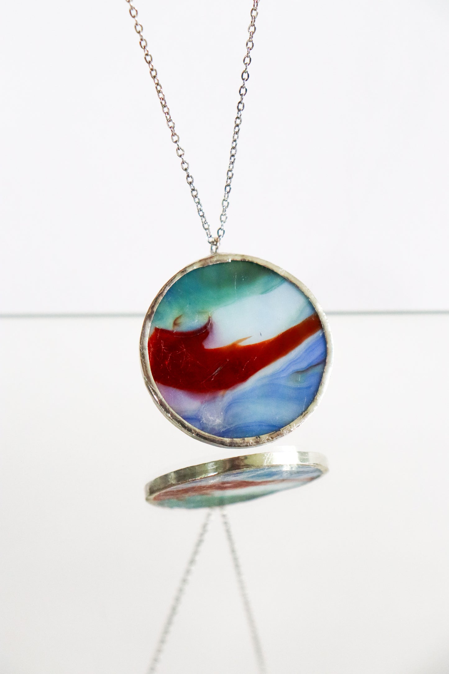 Circle necklaces / Red and blue