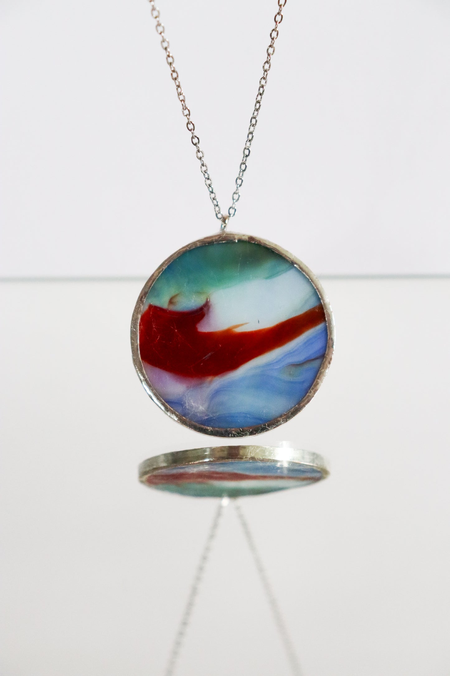 Circle necklaces / Red and blue