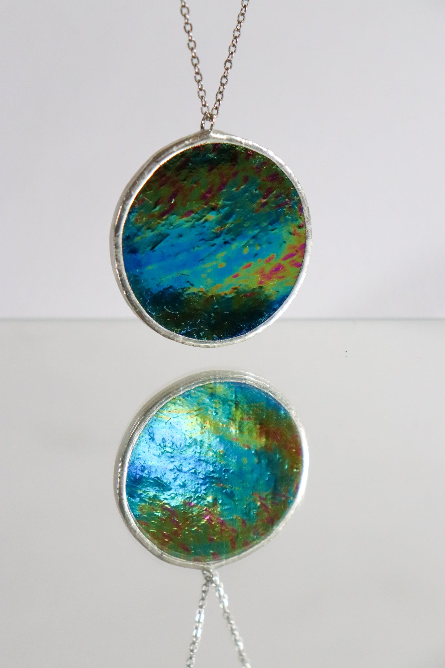 Circle necklaces /  Iridescent and black