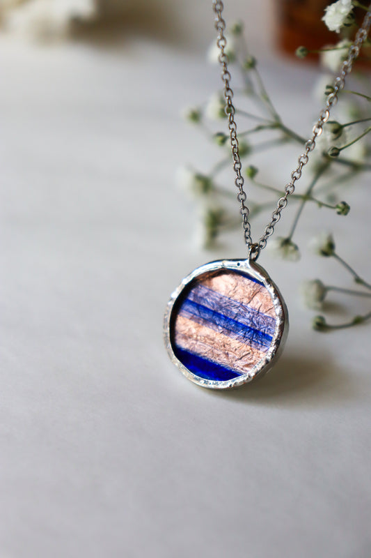 Small circle necklace / Copper and blue