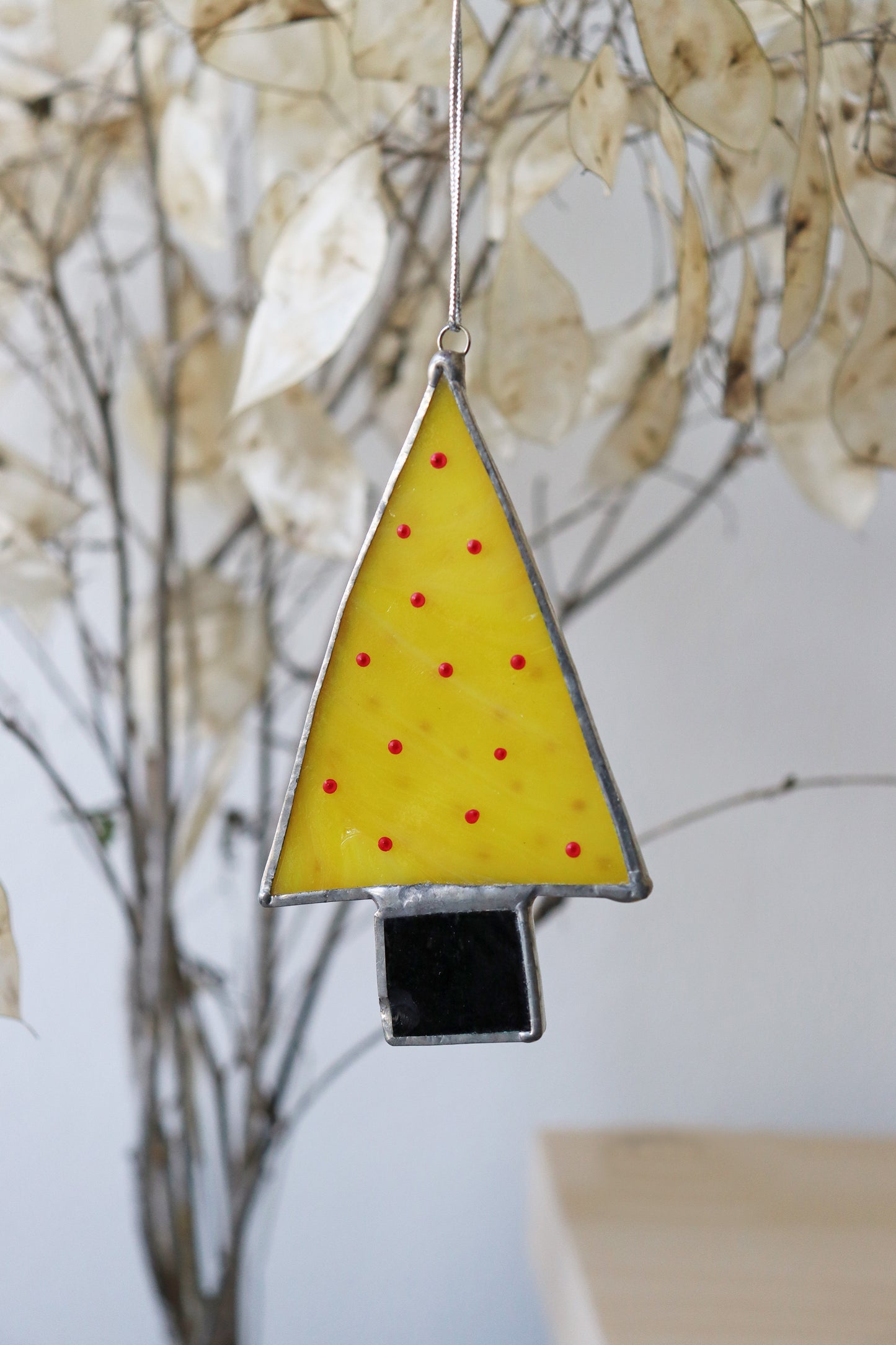 Christmas tree / Yellow